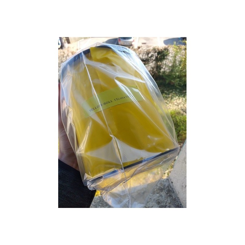 Piège englué jaune sous forme de rouleau 15 cm x 100 m